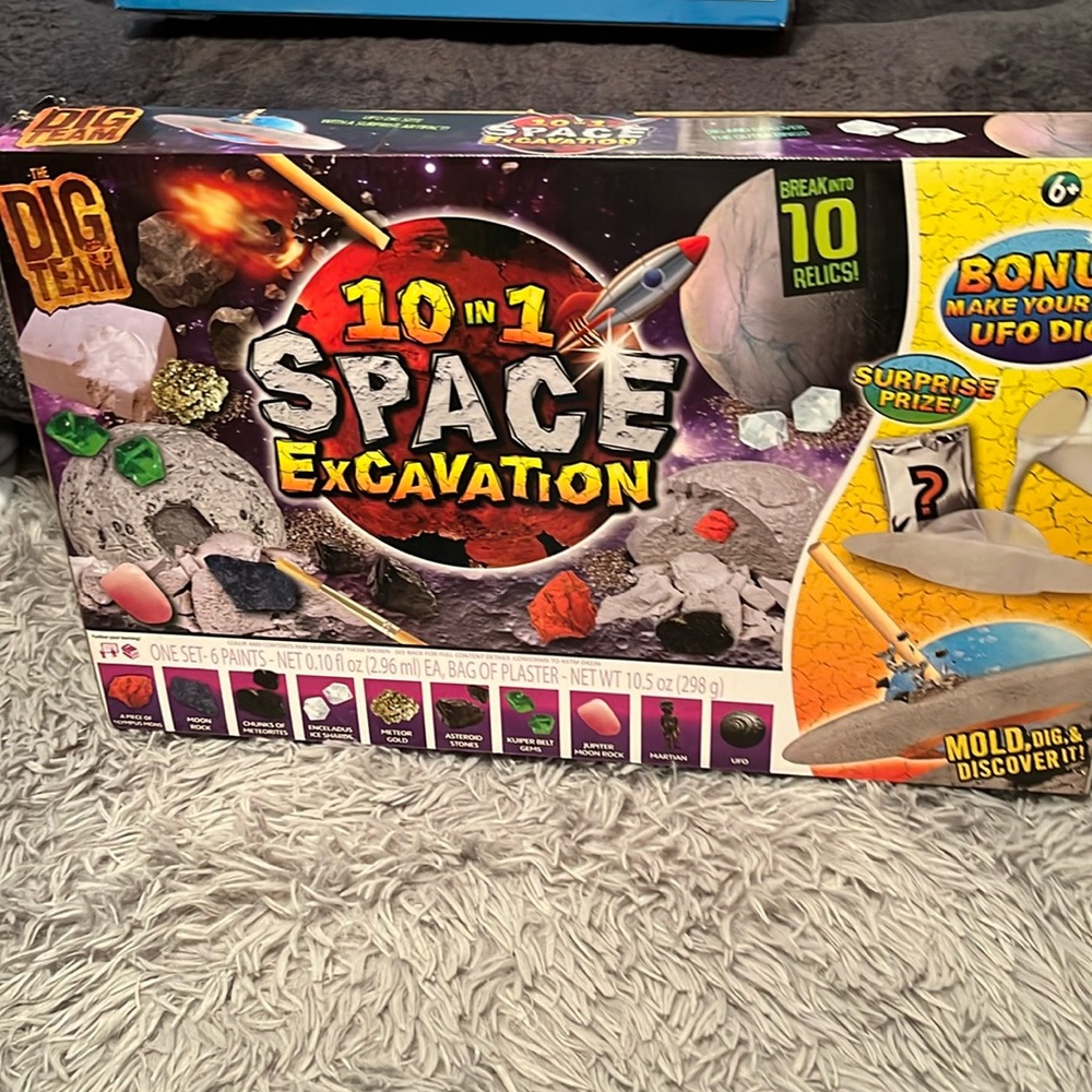 10 in 1 Space Excavation Kit